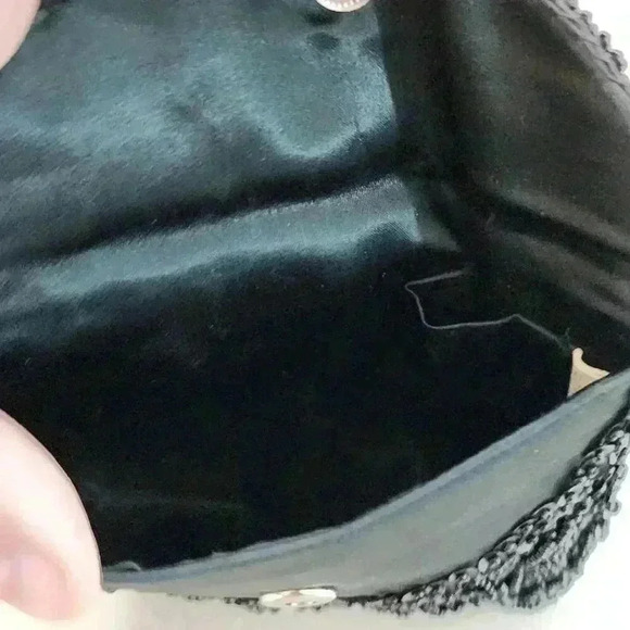 Vintage 1960's 1970's Black Beaded Coin Purse Hand Made in Hong Kong - Picture 5 of 6